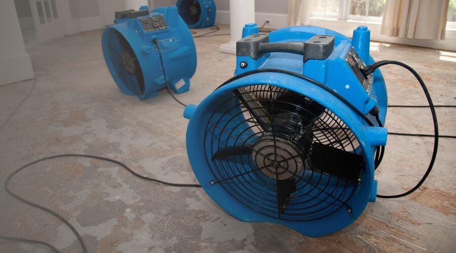 Why choose water damage restoration service for burst pipe water damage in Tulsa